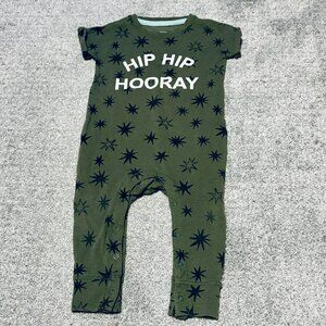 Cat & Jack Boy's Olive Green Short Sleeve Cotton Summer  Onesie w/ snaps: 12M